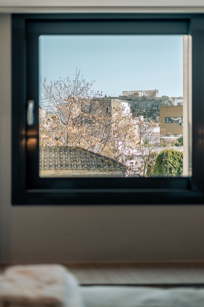 royalty suites psyrri