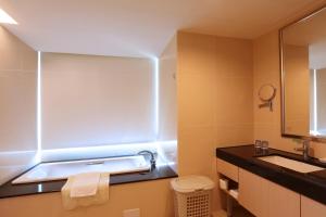 Golden Tulip Zhong Xin Hotel Taichung,Taichung>>Beitun,4 star