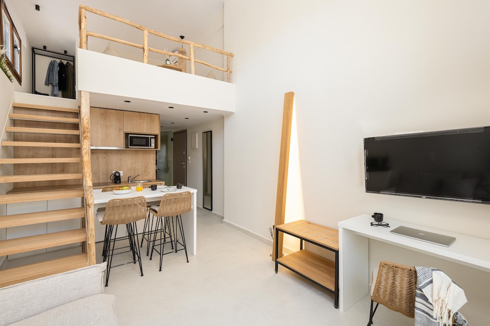 palm suites