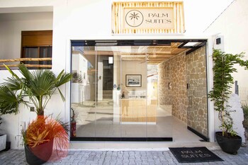 palm suites