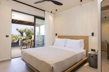 pnoes luxury suites