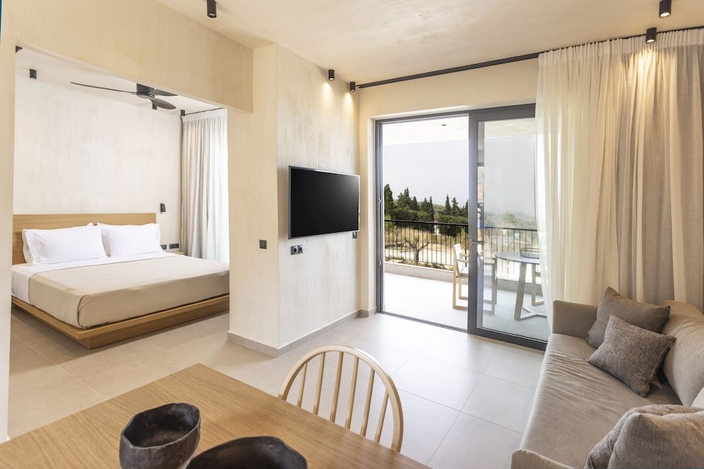 pnoes luxury suites