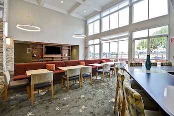 homewood suites by hilton oakland waterfront