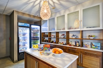 homewood suites by hilton oakland waterfront