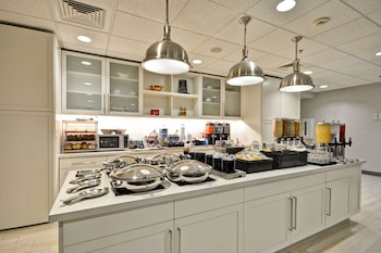 homewood suites by hilton oakland waterfront