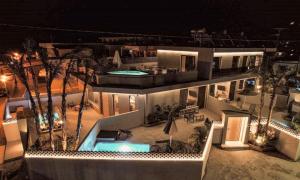 pathos seaside suites