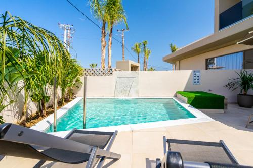 pathos seaside suites