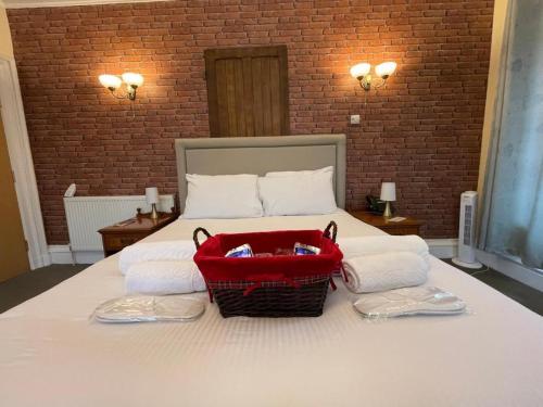 milverton hotel by bevolve free parking