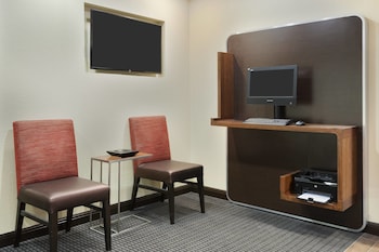 Towneplace Suites By Marriott Savannah Midtown,Savannah>>Chatham County,3 star