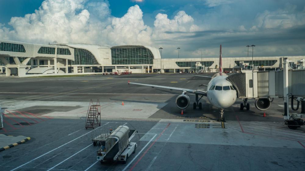 hotel sky wood at airport