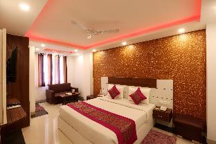 hotel sky wood at airport