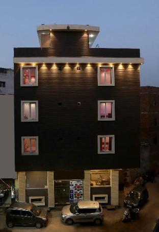 Hotel Sky Wood At Airport,New Delhi>>Delhi,3 star