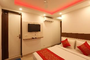 Hotel Sky Wood At Airport,New Delhi>>Delhi,3 star
