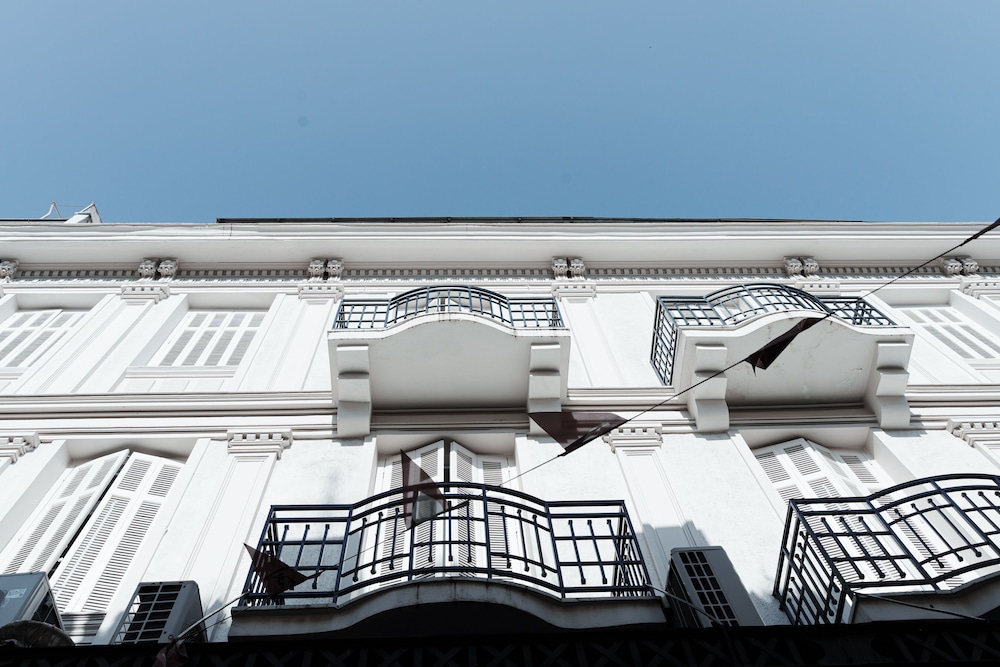 agora athens suites