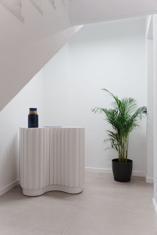 agora athens suites