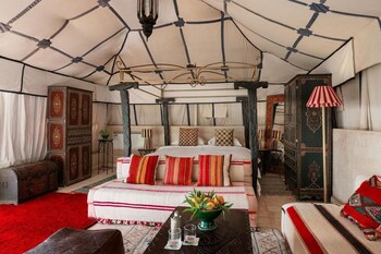 kasbah agafay hotel and spa