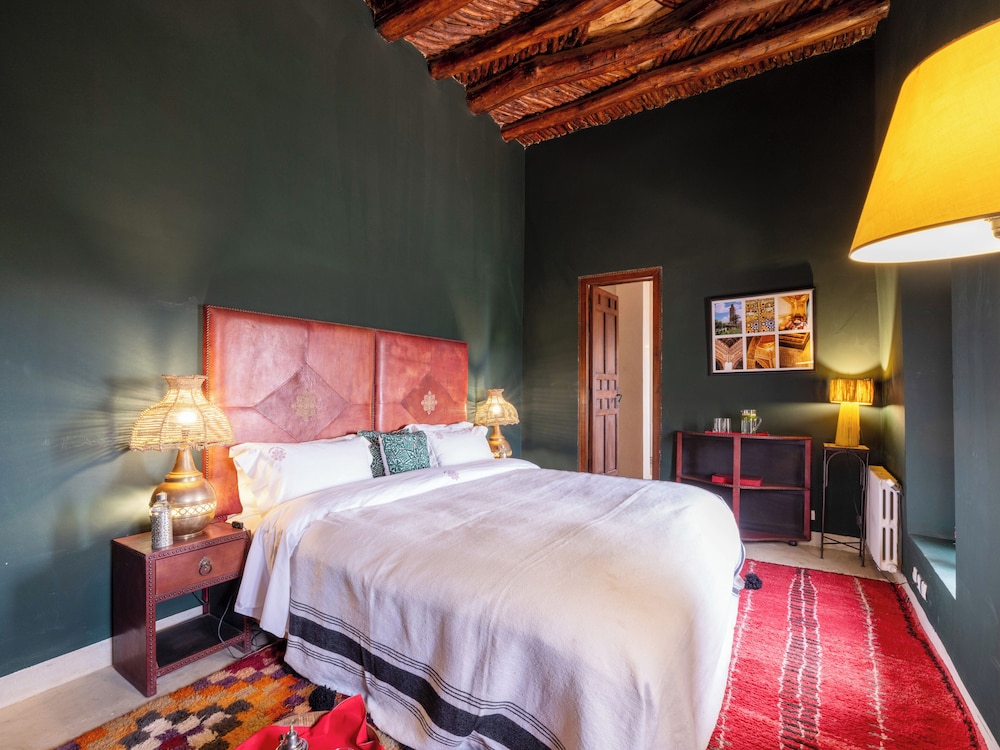 kasbah agafay hotel and spa