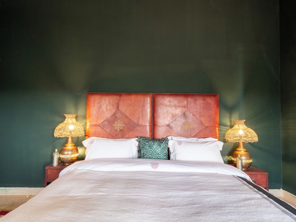 kasbah agafay hotel and spa