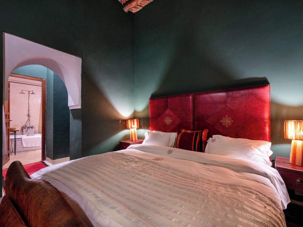 kasbah agafay hotel and spa