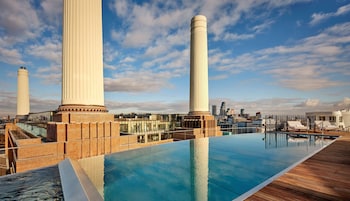 artotel london battersea power station powered by radisson hotels