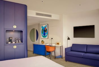 artotel london battersea power station powered by radisson hotels