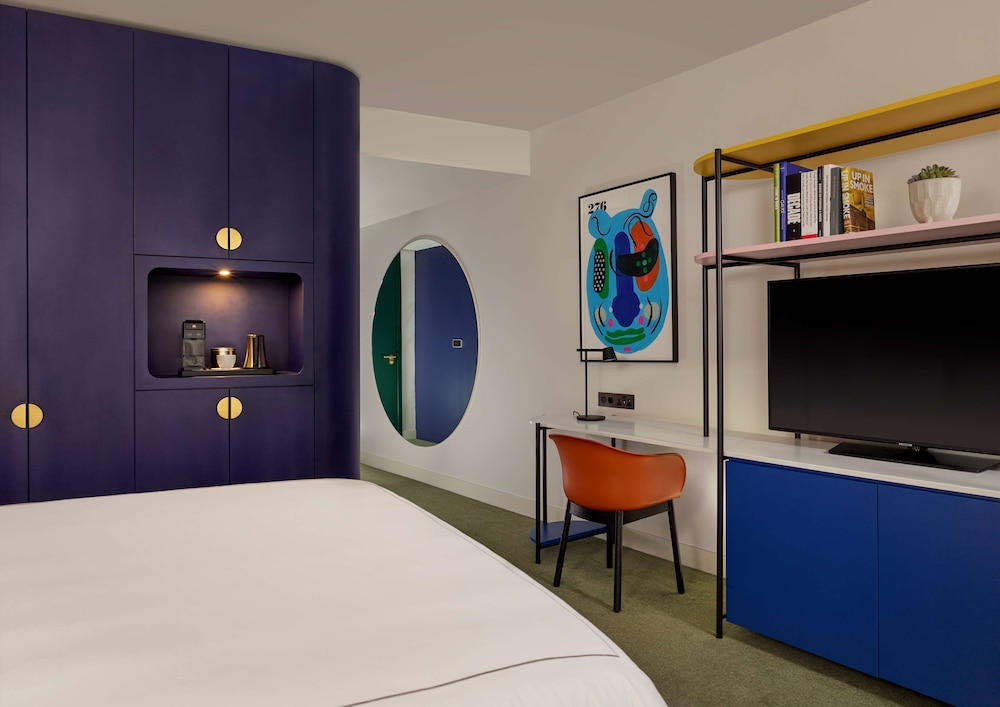 artotel london battersea power station powered by radisson hotels