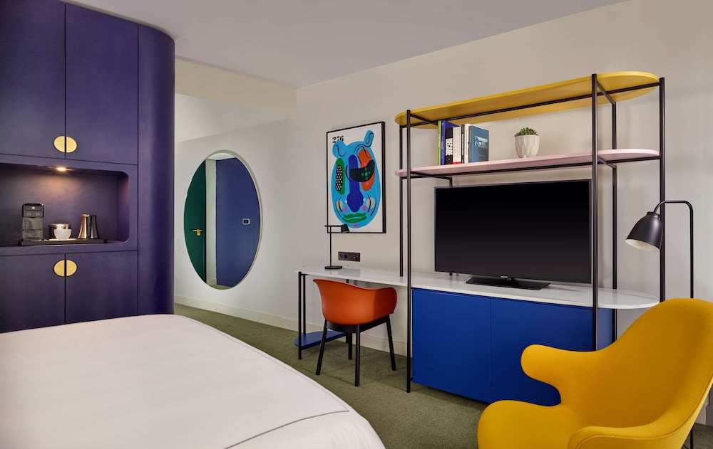 artotel london battersea power station powered by radisson hotels