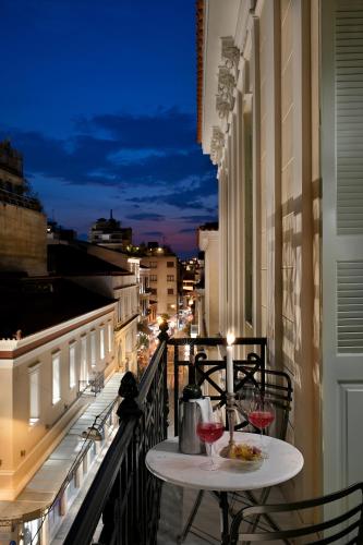 athinaidos quarters by kandk