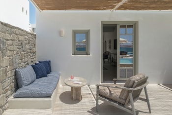 paros