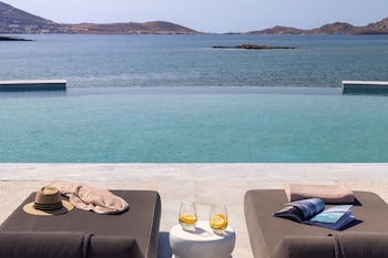 paros