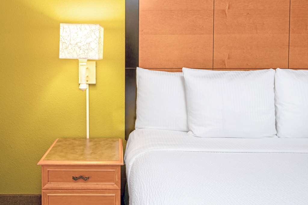 la quinta inn suites by wyndham salt lake city air