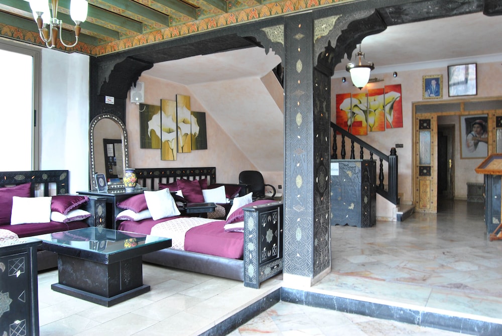 al jasira hotel