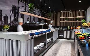radisson collection hotel warsaw