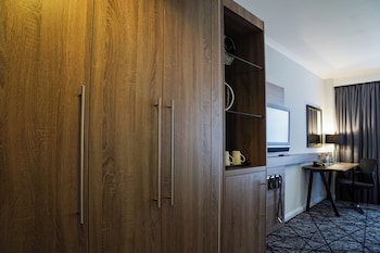 crowne plaza liverpool city centre by ihg