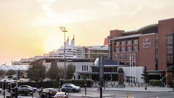crowne plaza liverpool city centre by ihg