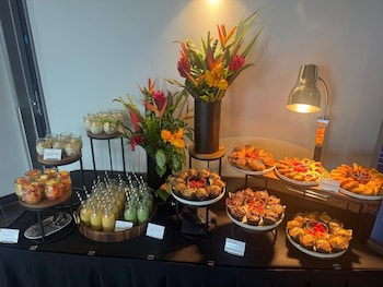 crowne plaza liverpool city centre by ihg