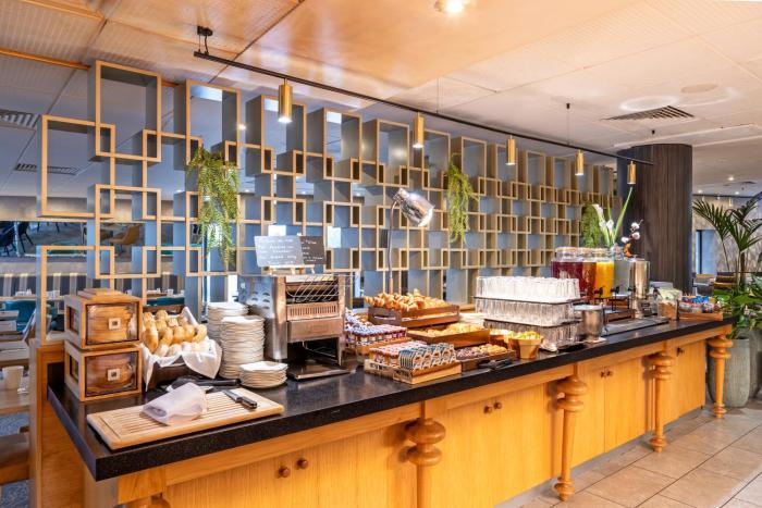 crowne plaza liverpool city centre by ihg