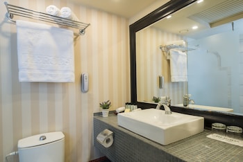 herods hotel tel aviv by the beach