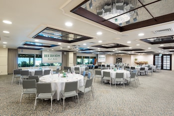 herods hotel tel aviv by the beach