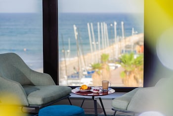 herods hotel tel aviv by the beach