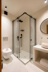 the corner boutique hotel