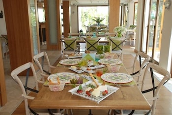 the corner boutique hotel