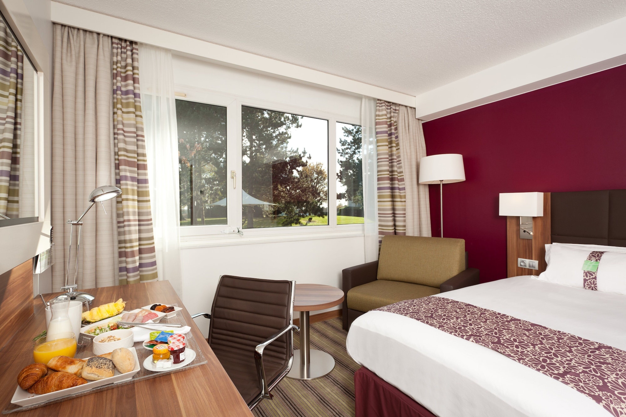 holiday inn lille ouest englos by ihg