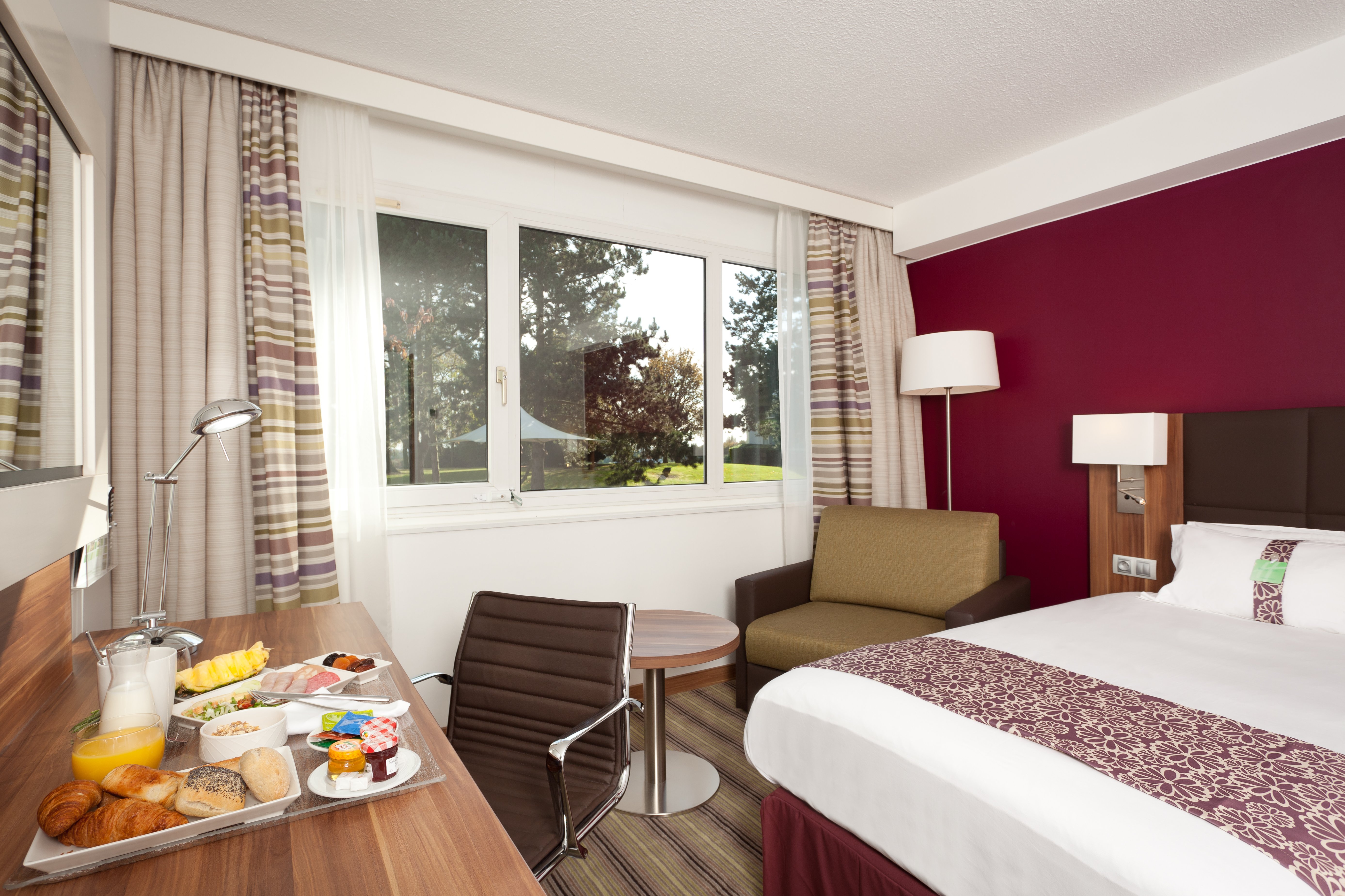 holiday inn lille ouest englos by ihg