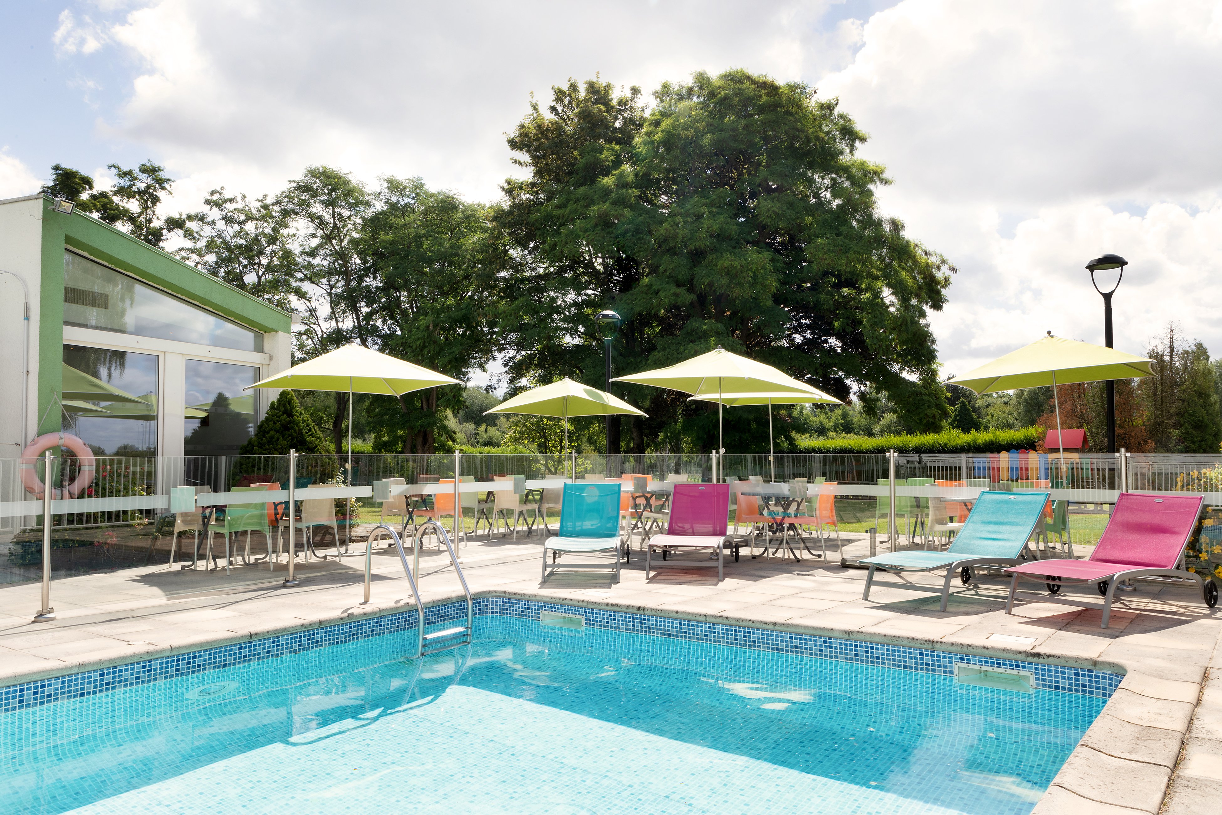 holiday inn lille ouest englos by ihg