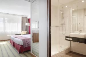 holiday inn lille ouest englos by ihg