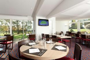 holiday inn lille ouest englos by ihg