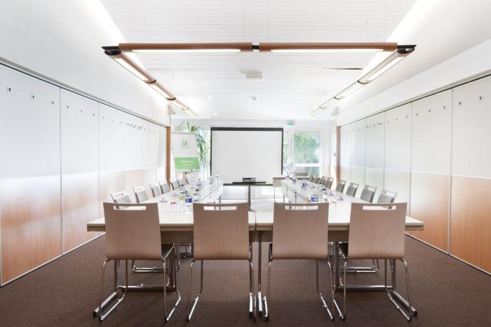 holiday inn lille ouest englos by ihg