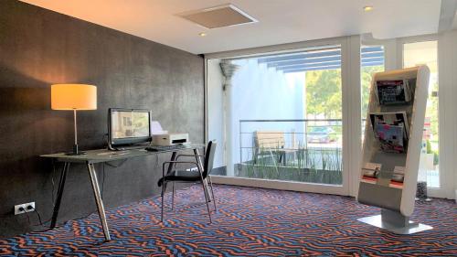 holiday inn lille ouest englos by ihg