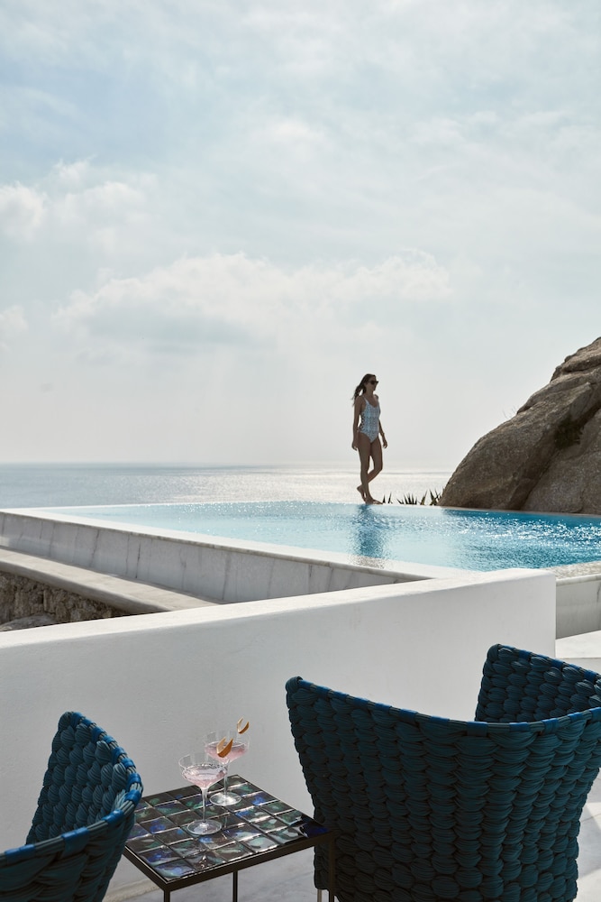 myconian ambassador hotel relais and chateaux